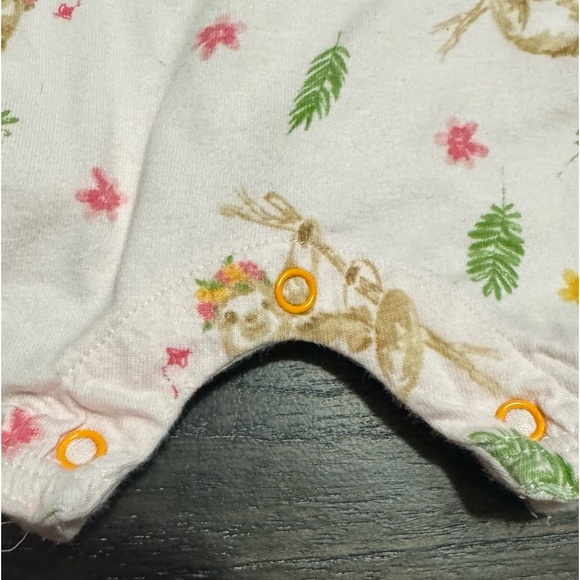 BABY/Toddler BURT’S BEES BABY ROMPER - Picture 5 of 9